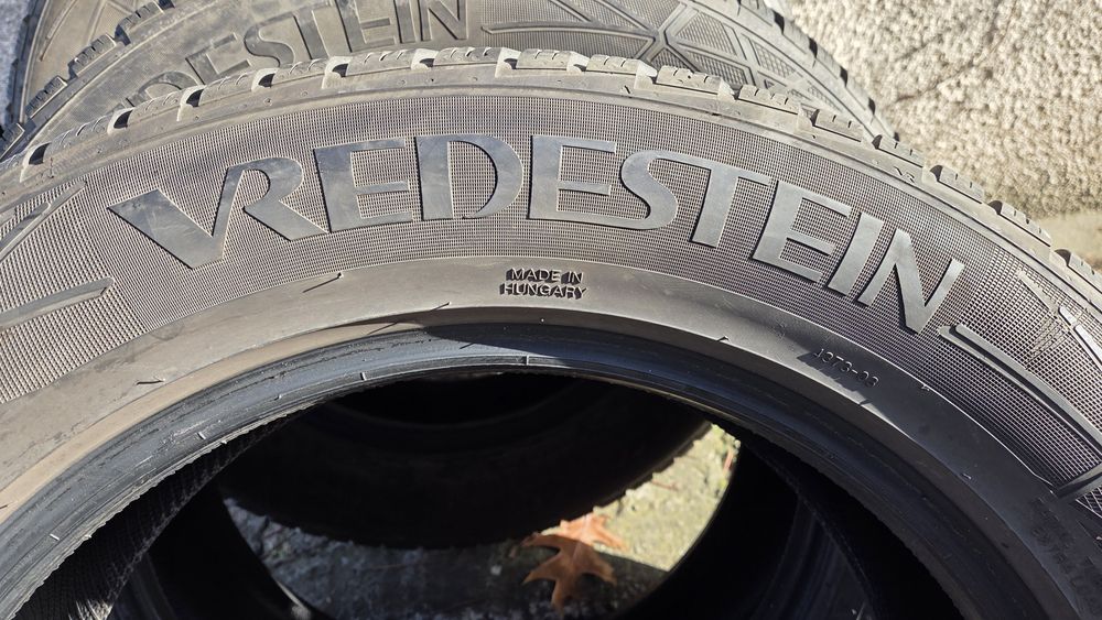 De vânzare 225/60R18  iarnă