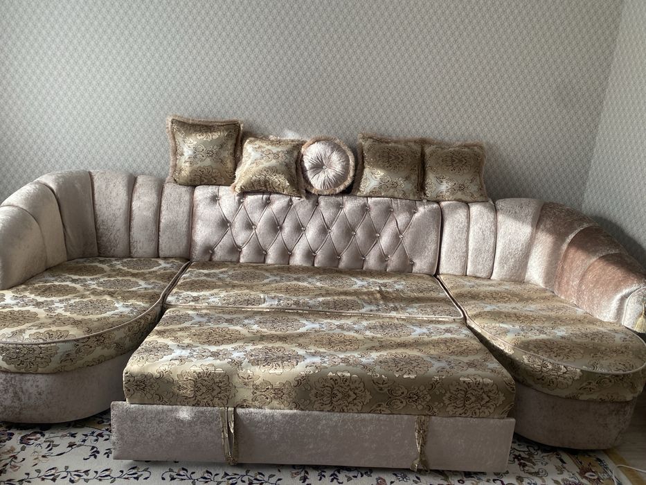 диван в гостинную