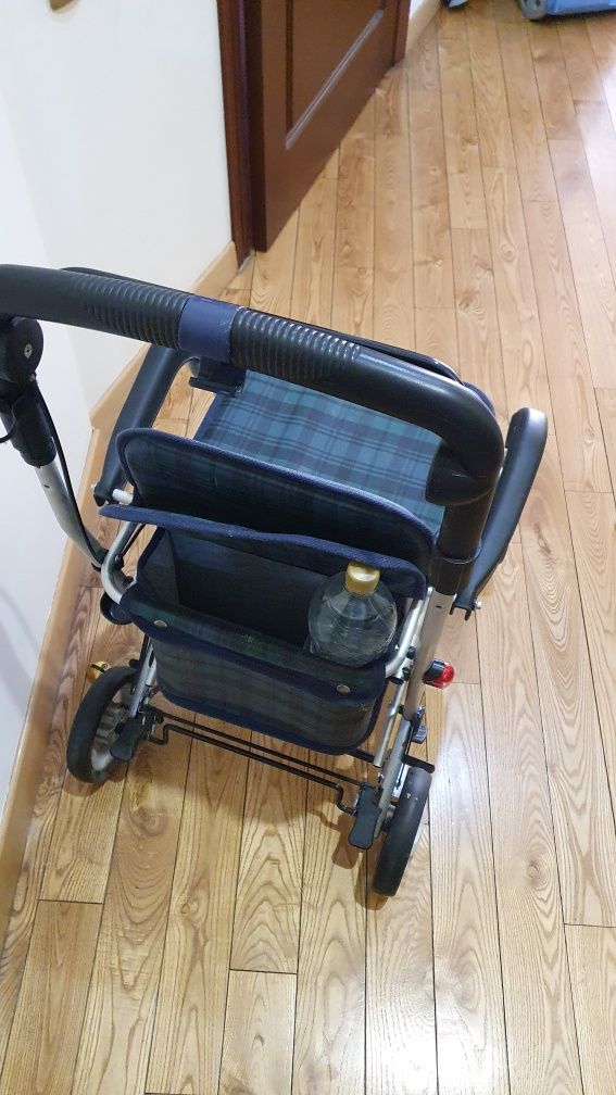 Кресло-коляска прогулочная для взрослых складная универсальная