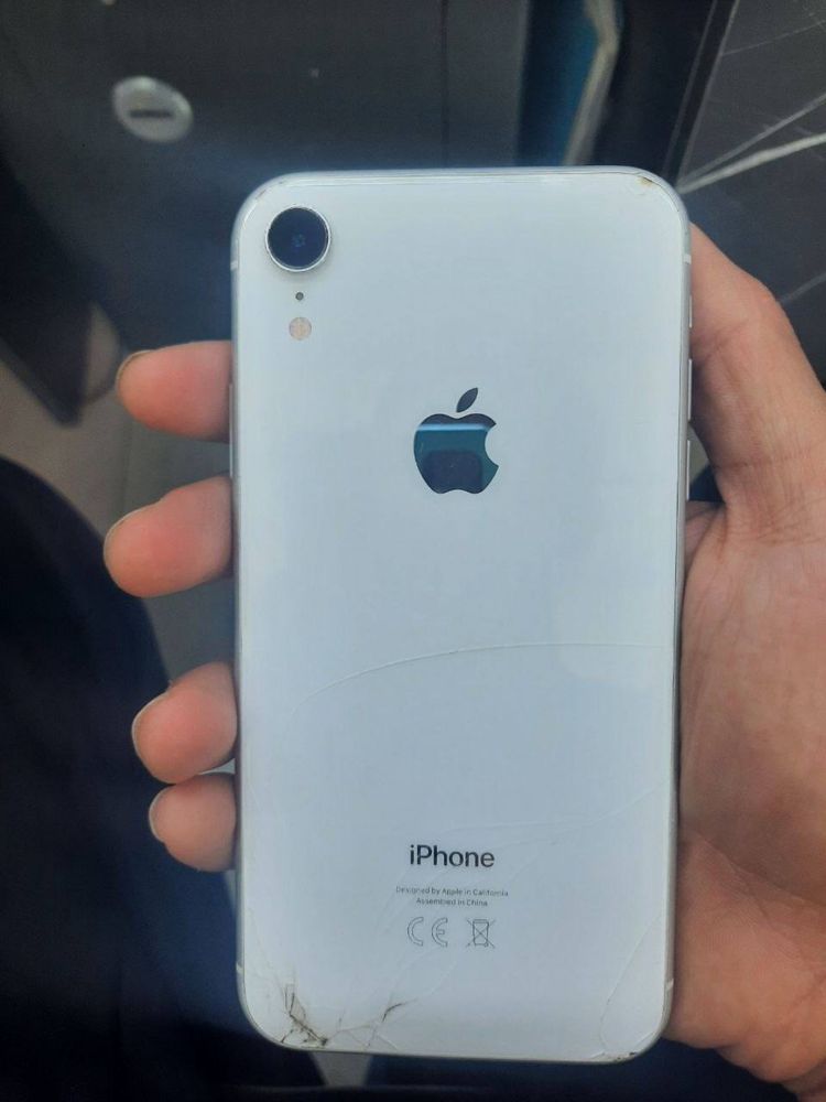 iphone xr sotiladi obmen bor