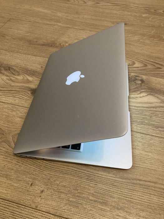 Laptop Macbook Air 13 Late 2010 ; SSD