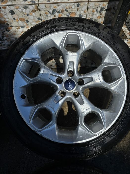 Jante ford kuga r19