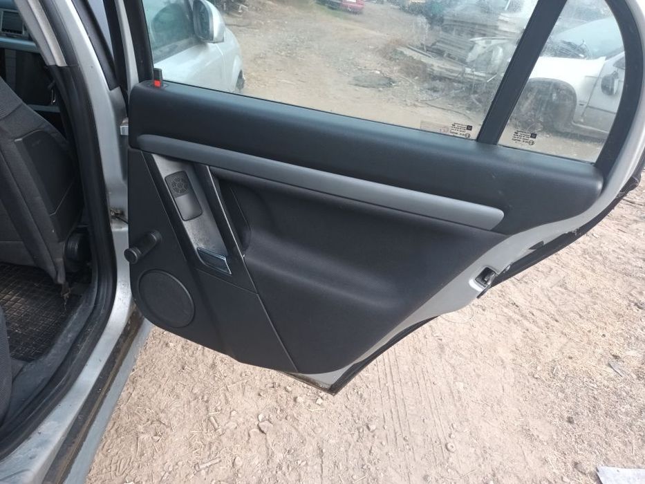 Dezmembrari  Opel VECTRA C  2002  > 2009 2.0 DTi Motorina