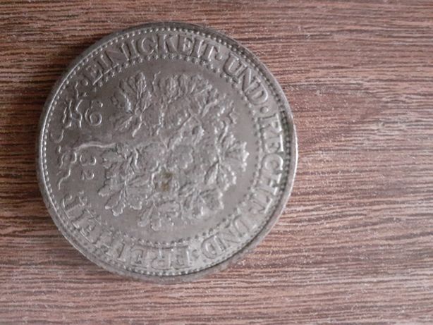 Vând moneda din argint 5 marci 1932
