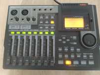 Fostex VF08 digital Hard Disk Multitracker