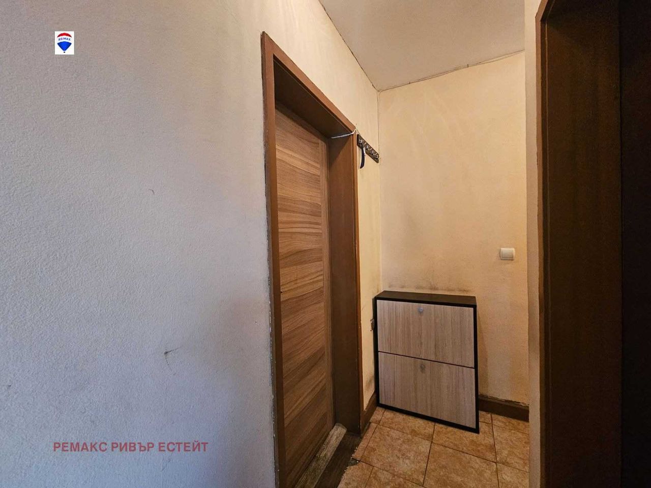 Продава се Двустаен апартамент в Русе, Широк център - 58 кв.м за 1292 €/кв.м - Снимка #8
