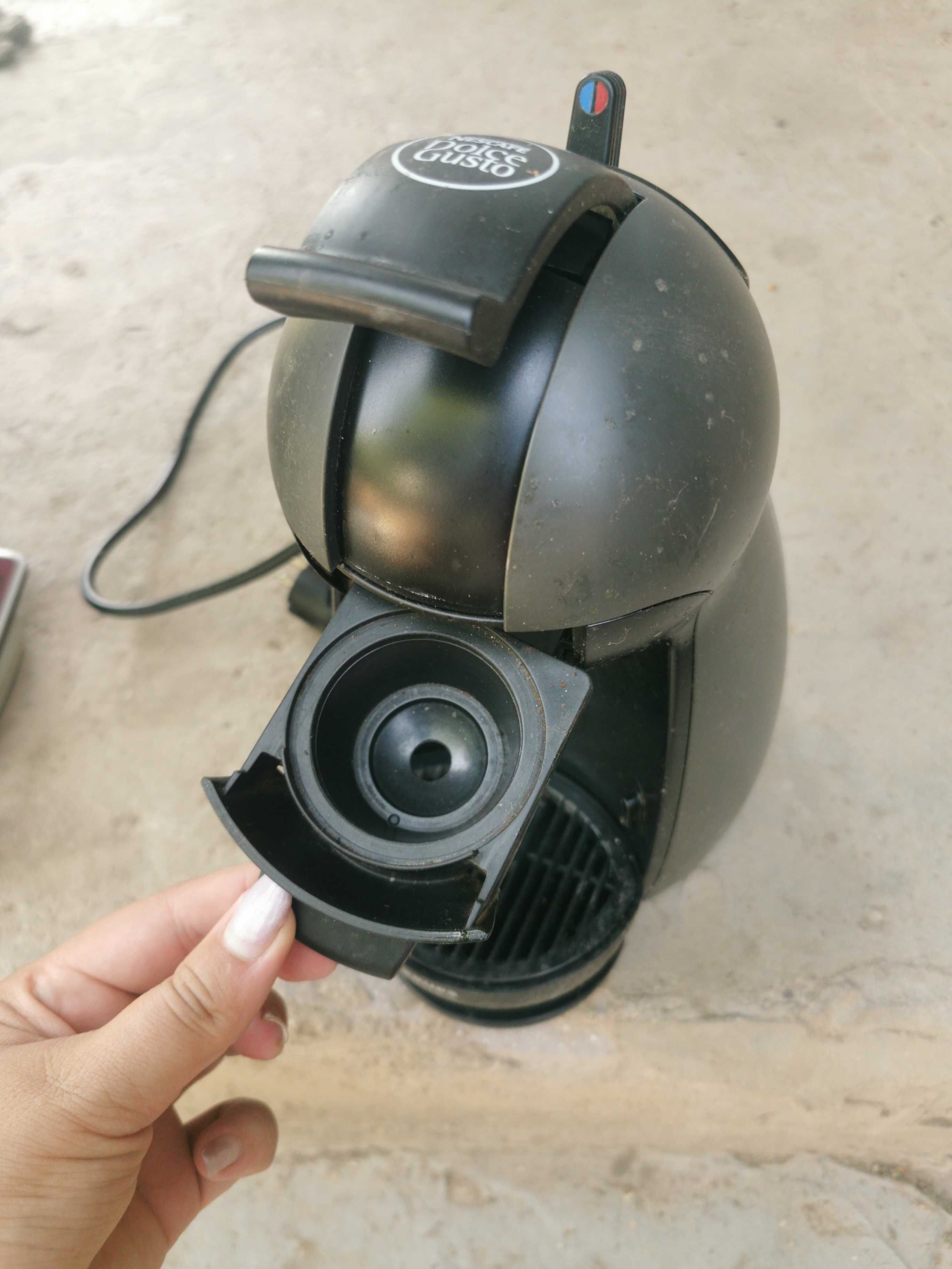 Кафе машина Dolce Gusto за части