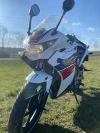 Vând Honda cbr 125 R