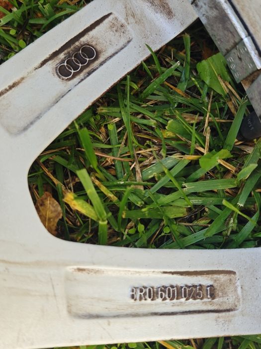 Оригинални лети джанти за Q5, 17"