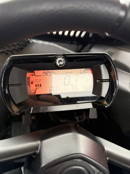 BOOGIE CAN-AM –ca nou 2023 – Dotări extra, 27.000€ negociabil