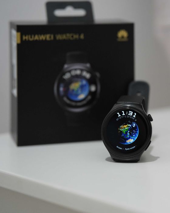 Смарт часовник HUAWEI WATCH 4 BLACK Stainless Steel Black с гаранция