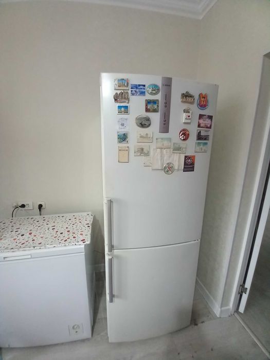 Продаю Холодильник Bosch