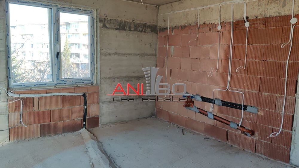 Продава се Тристаен апартамент в Варна, Левски - 96 кв.м за 2466 €/кв.м - Снимка #11