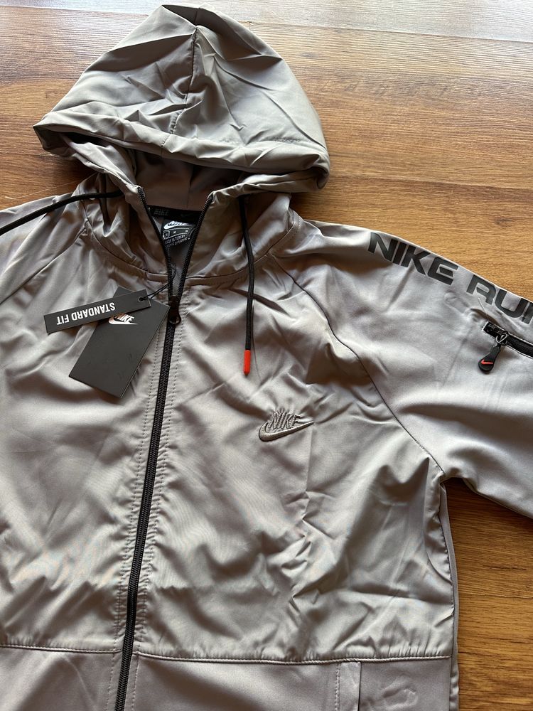 Мъжки екип Nike RUNNING със сиво горнище