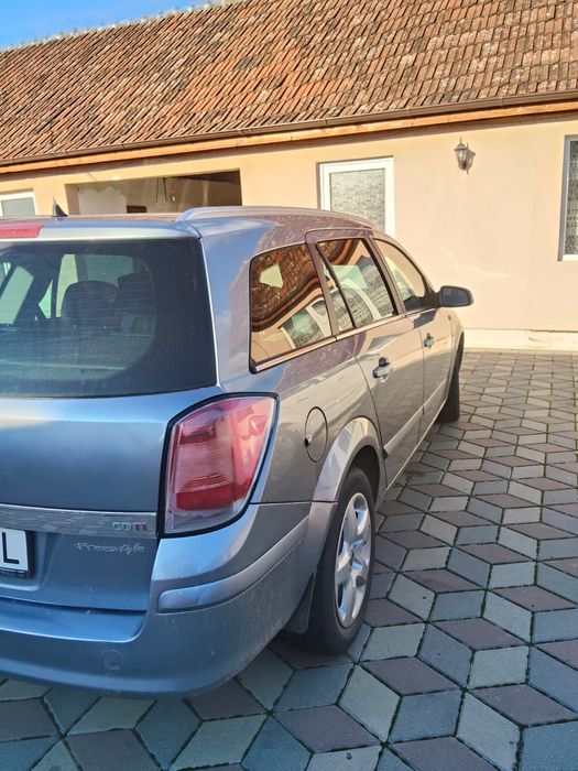Opel Astra H 1.9