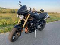 Triumph Street Triple 675 2011