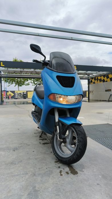 Scuter Peugeot Elyseo 49cc