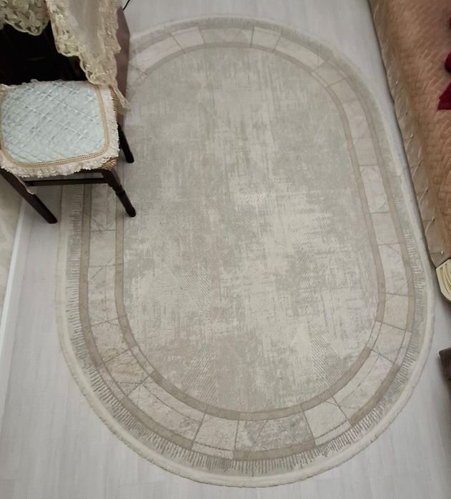 Отдам даром ковер