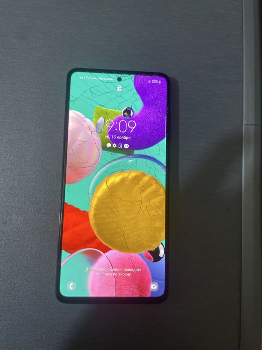 Продам телефон Samsung A51  6/128gb