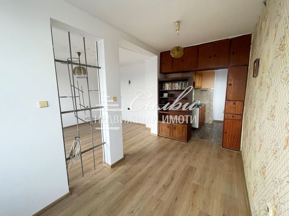 Двустаен ТУХЛЕН апартамент - кв. Пазара!