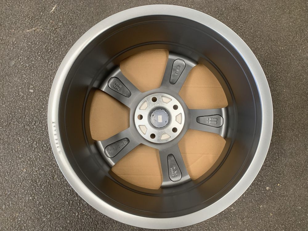 Джанти за Ауди 18 А3 А4 А5 А6 А7 С лайн Audi rotor S line S6 RS4 S8 VW