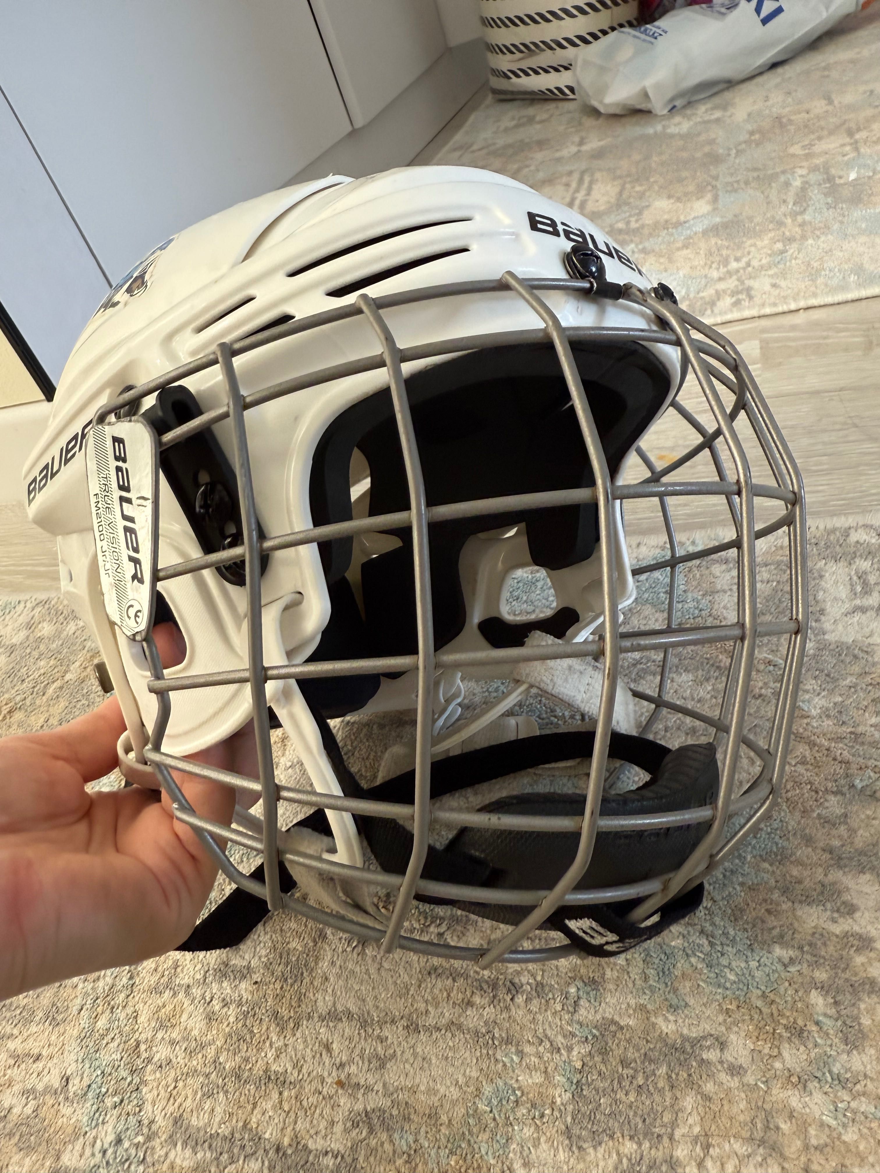 Хоккейный шлем Bauer