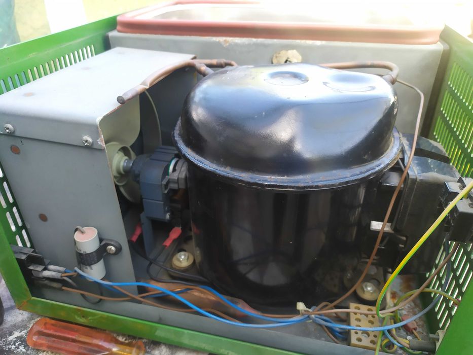 Лабораторна водна баня от -30 до +150 градуса студено-топло