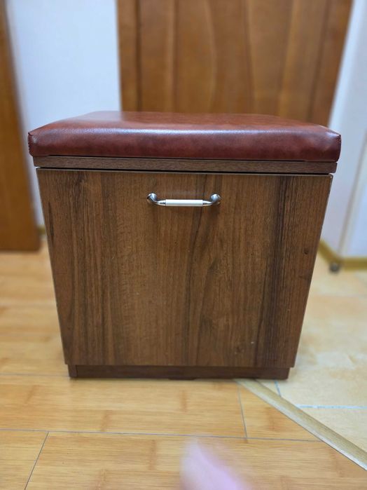 Обувная тумба с мягкой крышкой