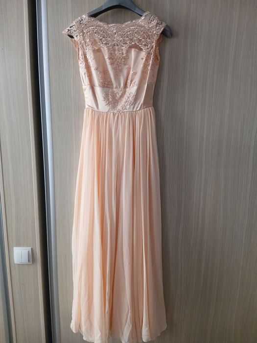 Вечерние платье с