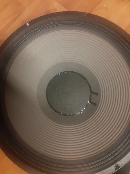 Vând difuzoare P audio 15 toli 600 wati rms buc