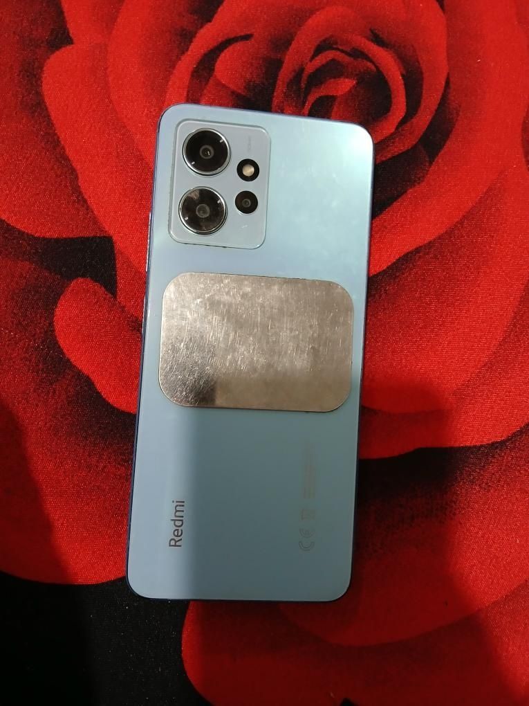 Redmi note 12 îl dau la schimb, dar accept și bani