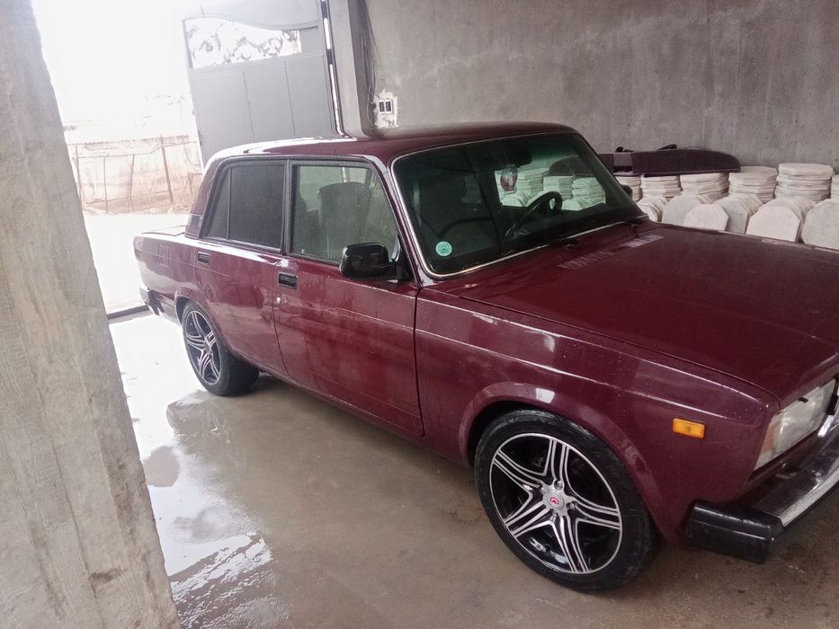 Ваз 2107 сотилади