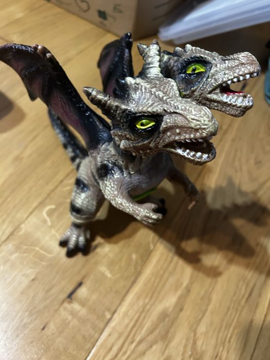 Vand dragon cu 2 capete si sunete