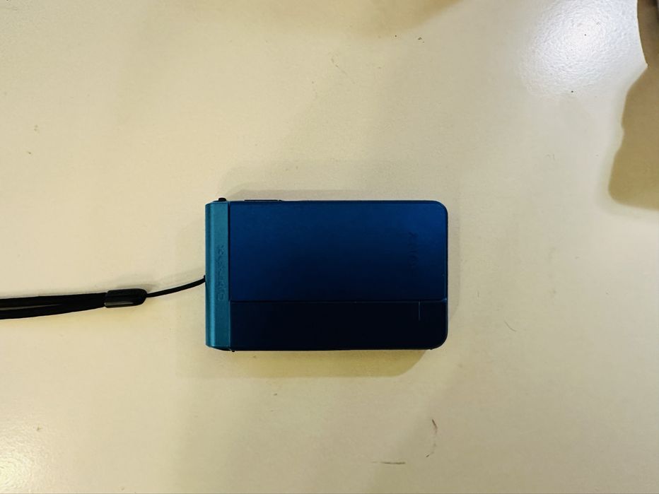 Aparat foto Sony TX30 – 18,2 MP, Full HD, waterproof