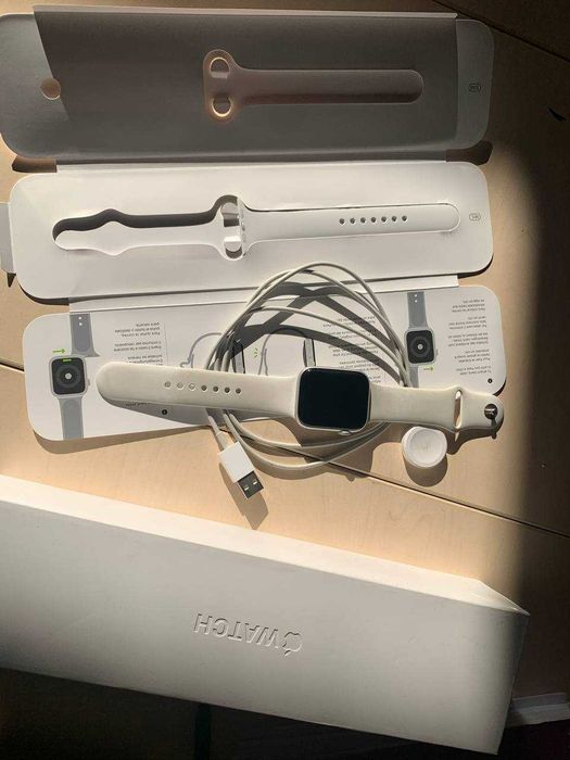Apple Watch 5/ 44mm