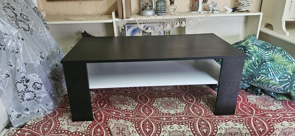 Холна маса  ползвана малко