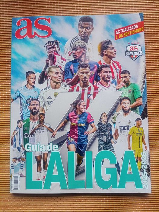 Списания AS Guia, Champion, Байерн, Jugon, Guerin, Футболна България