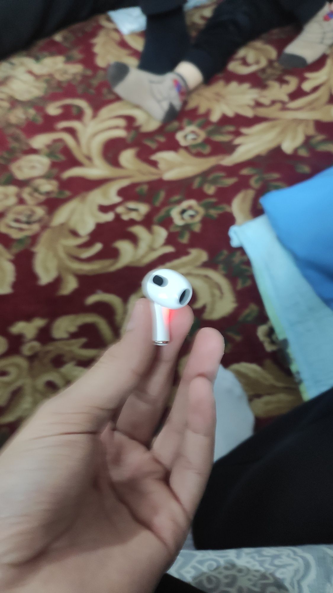 Air pods 3коробки нету