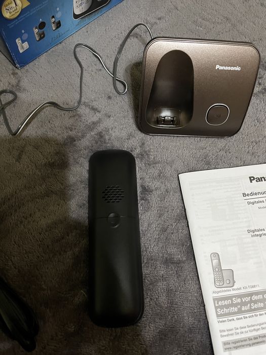 Telefon fix Panasonic KX-TG6811