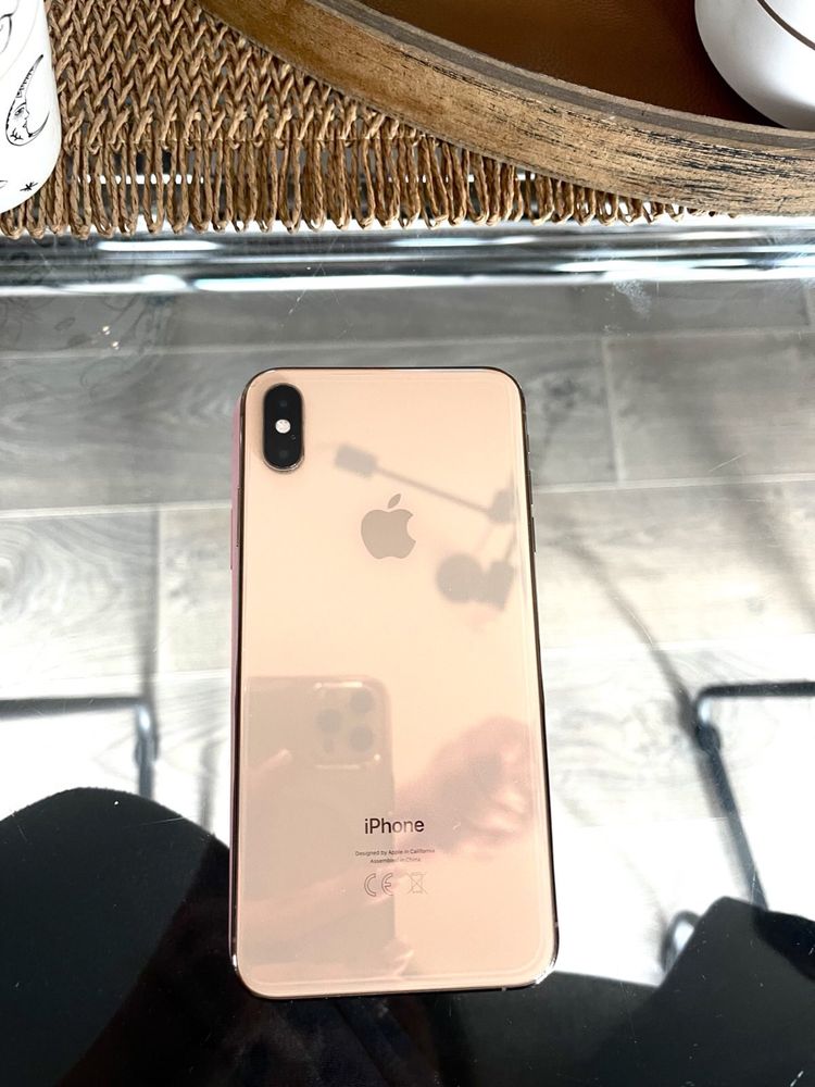 Iphone xs max 256