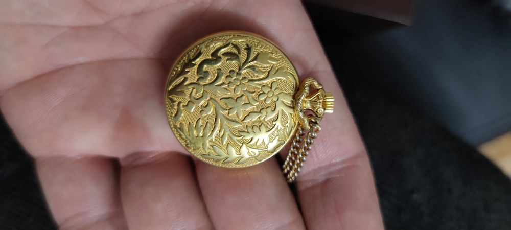 ceas mecanic Diantus placat aur