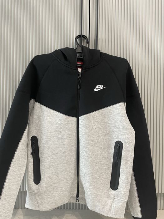 Nike tech fleece