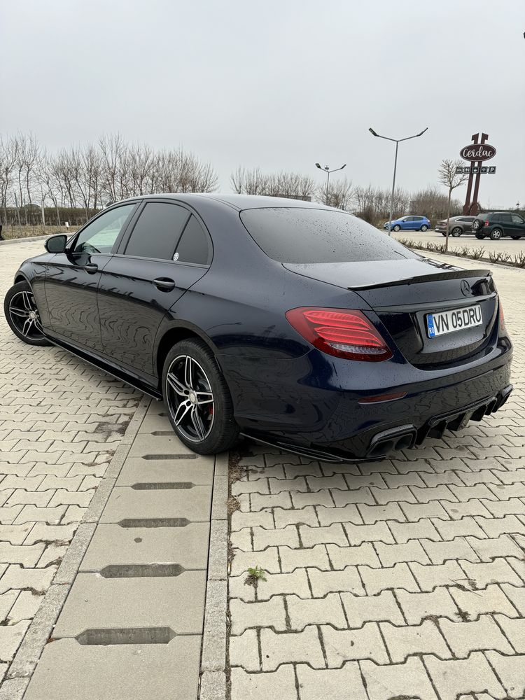 Mercedes E Class W213 AMG