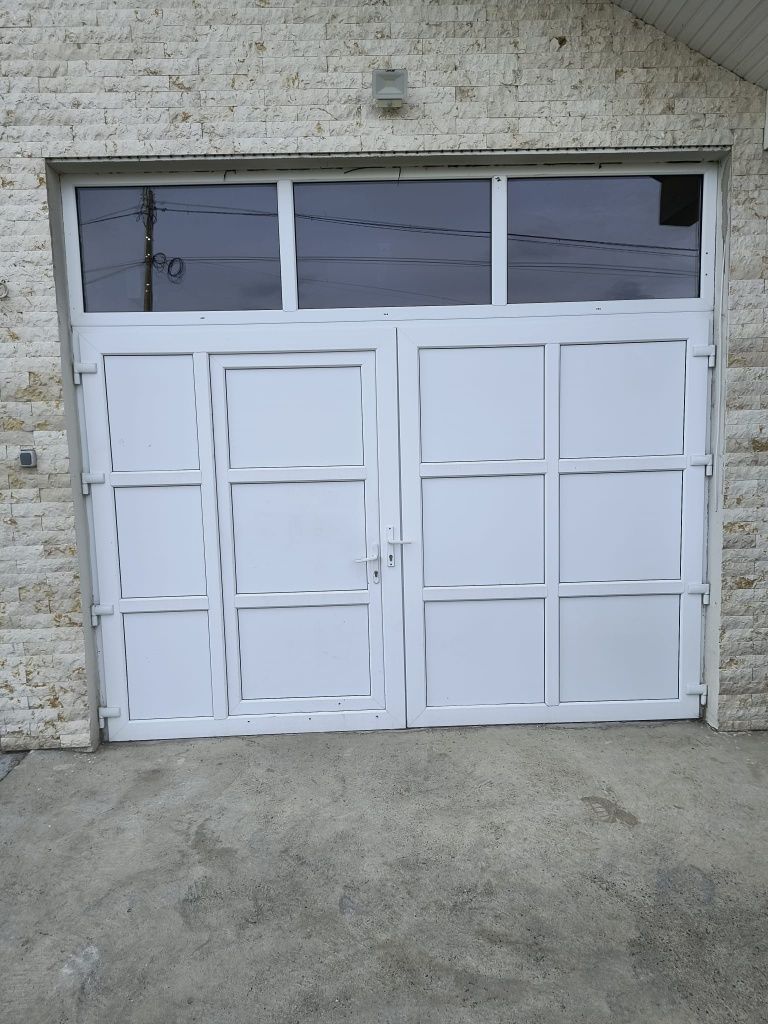 Ușa Termopan Garaj