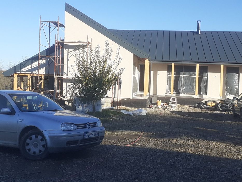 Zugrav, Amenajări interioare și exterioare de la A/Z 8