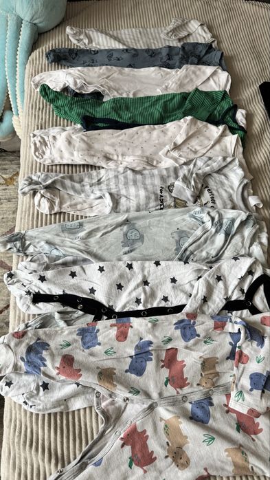 Бальшой пакет вещей на малыша