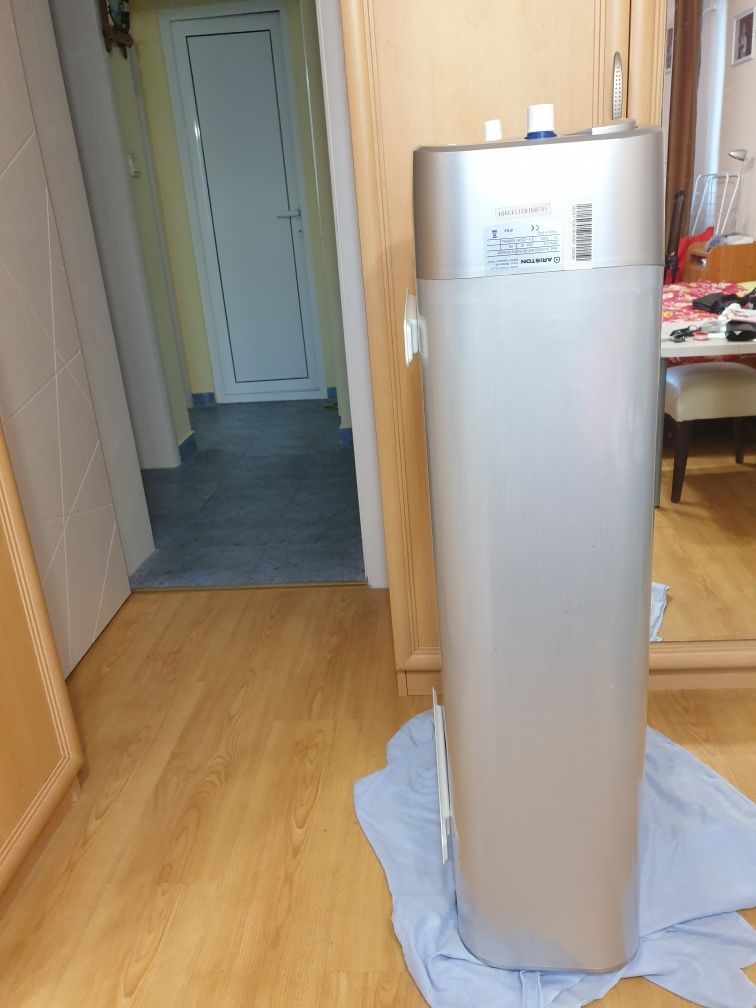 Бойлер ARISTON Mod VLS EVO  WIFI 80EU. за 250лв който изписа грешка 21