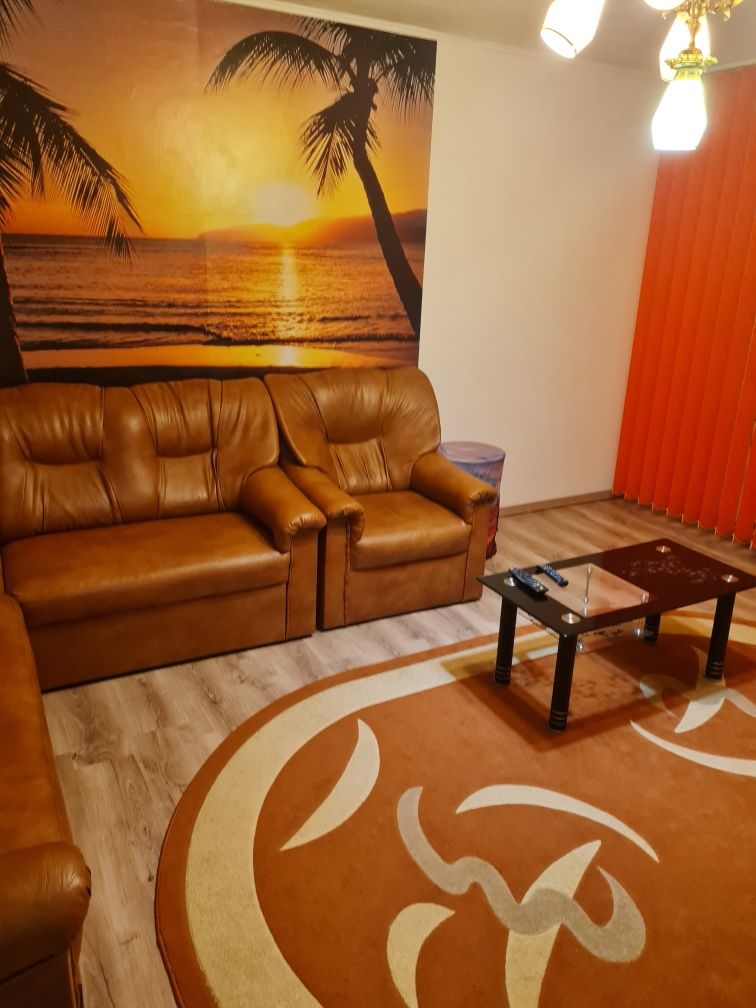 Închiriez apartament 2 camere Mall Vitan/PARCARE/CENTRALA