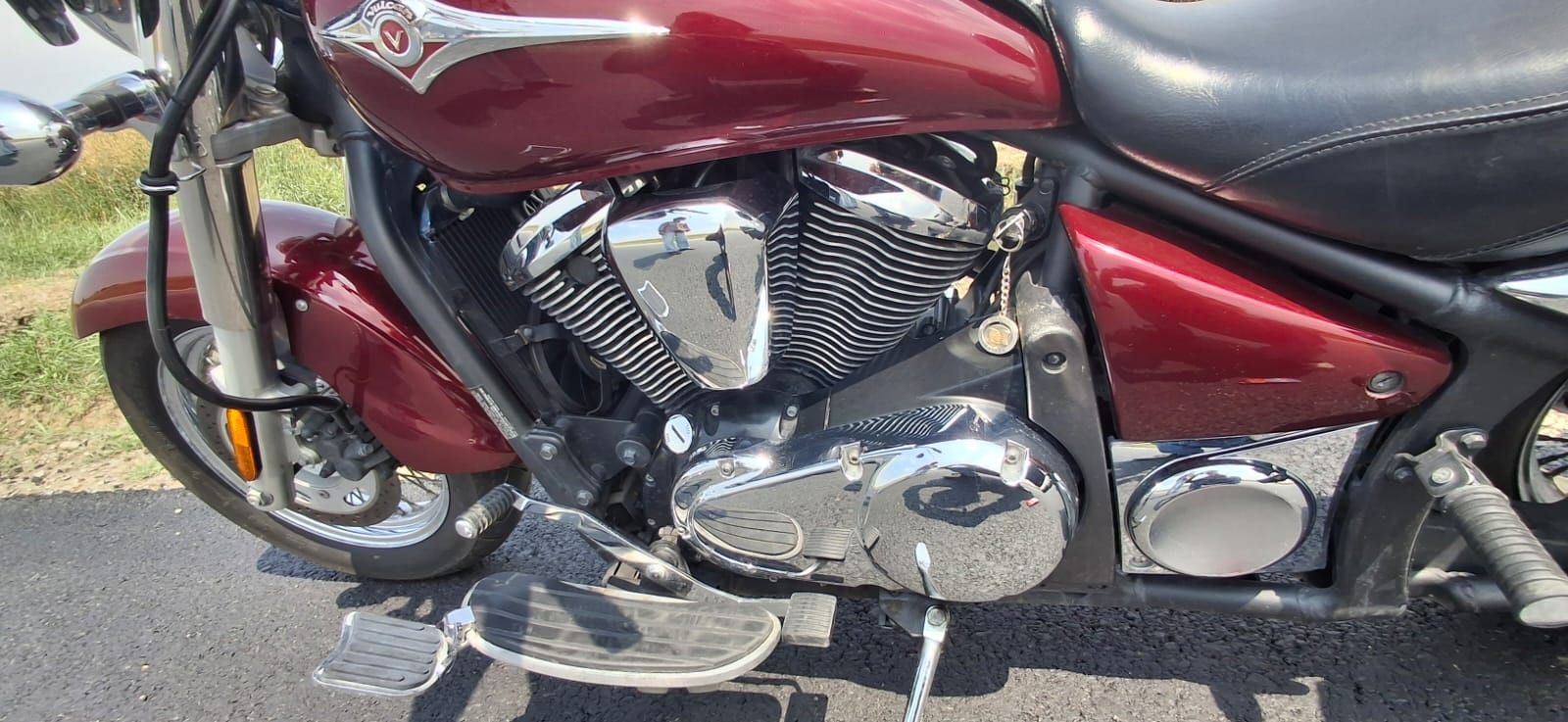 Vând Kawasaki Vulcan 900

An fabricație 2010 - 15.000 mile (24.000 km)
