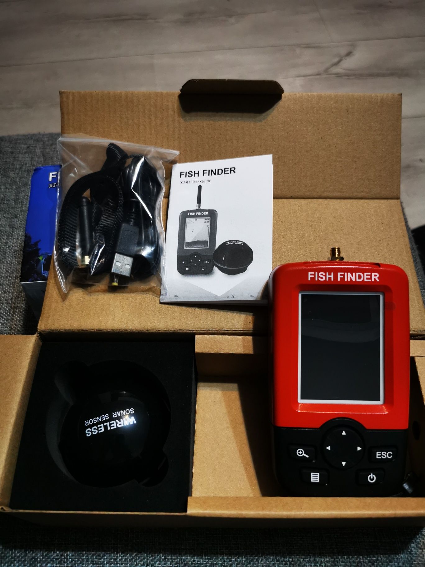 Sonar pescuit Fish Finder wireless ecran color raza 100M scanare 90°!!